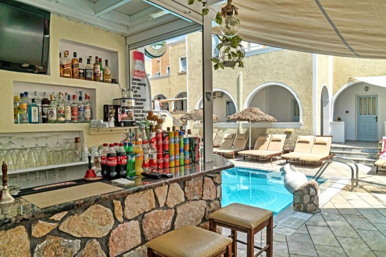Sellada Appartementen Bar